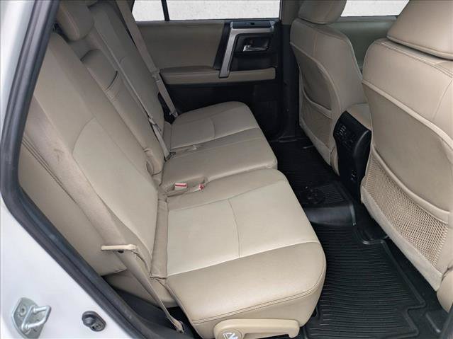 Used 2017 Toyota 4Runner SR5 Premium AWD/4WD image 18
