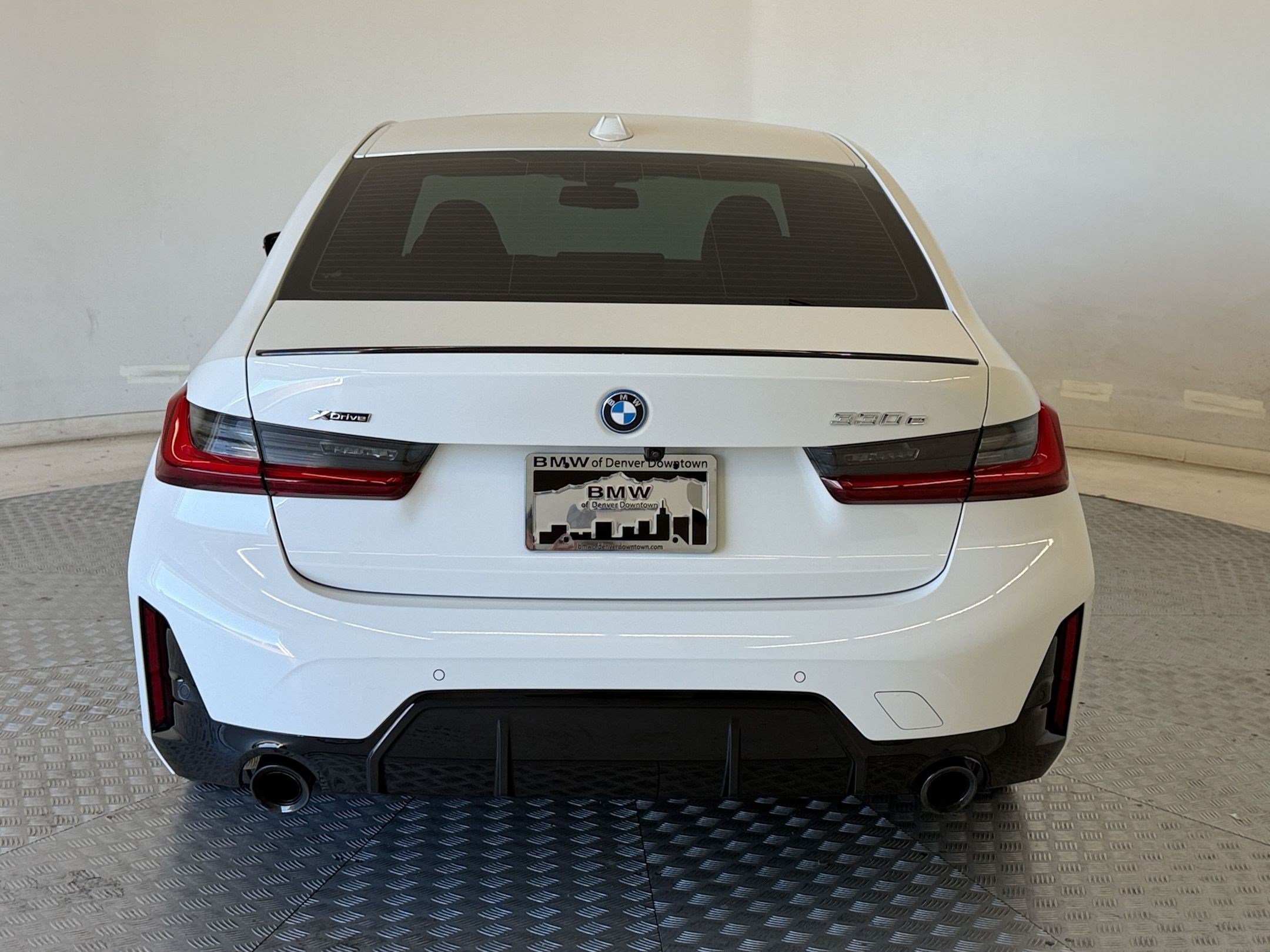 Certified 2024 BMW 330e xDrive w/ Premium Package AWD/4WD image 10
