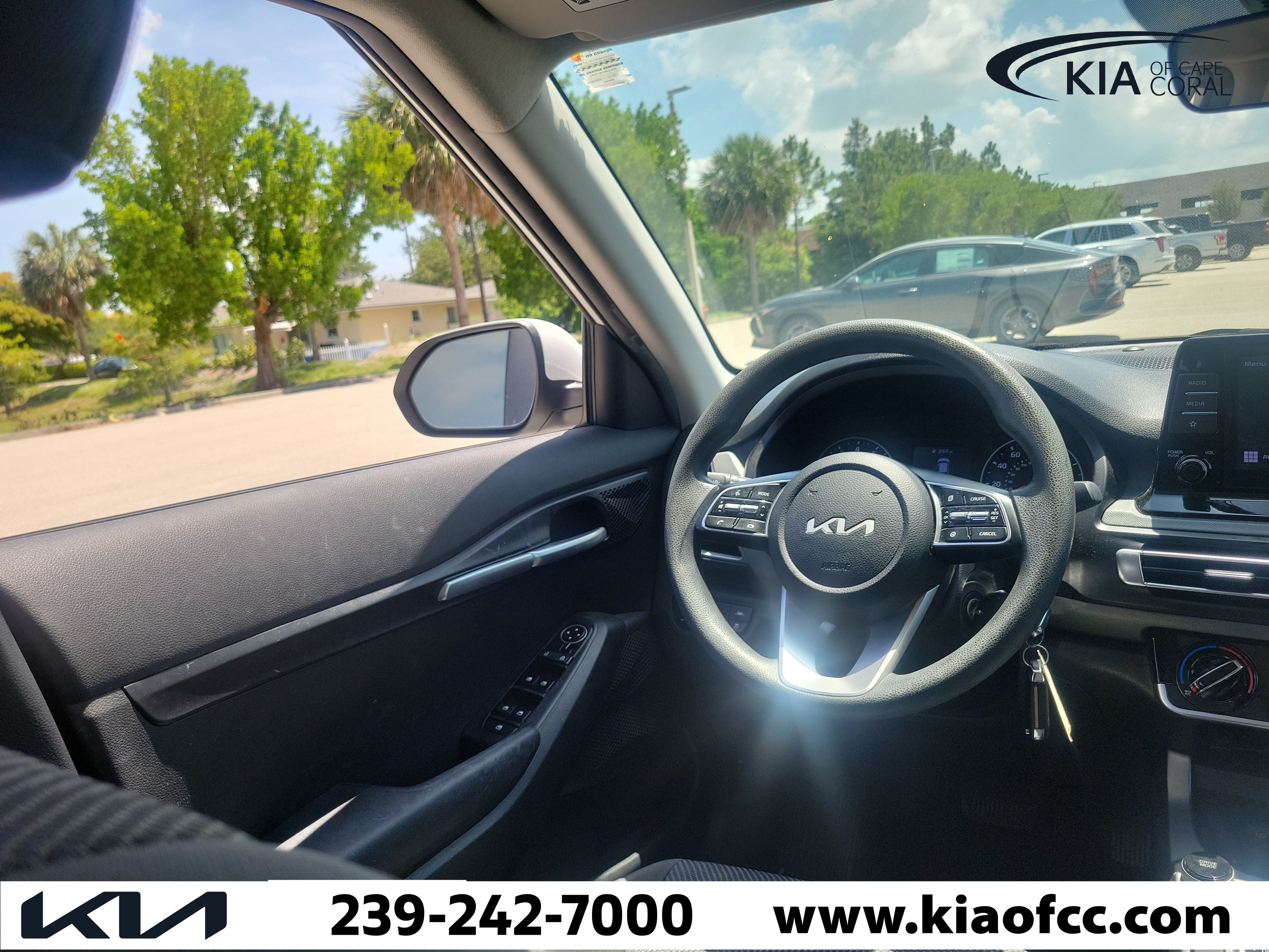 Used 2023 Kia Seltos LX AWD/4WD image 20