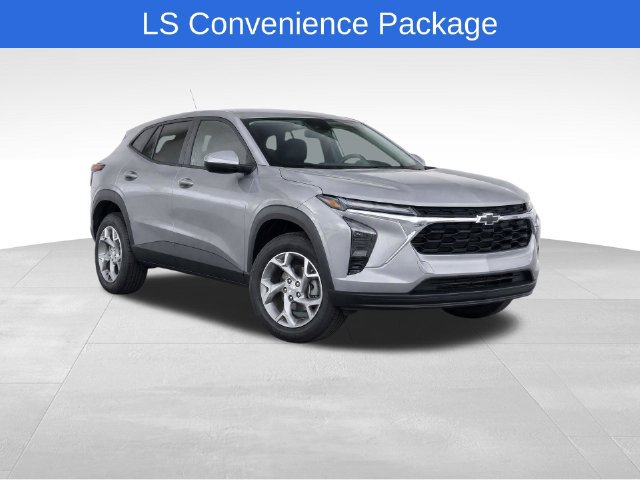Used 2025 Chevrolet Trax LS w/ LS Convenience Package FWD image 5
