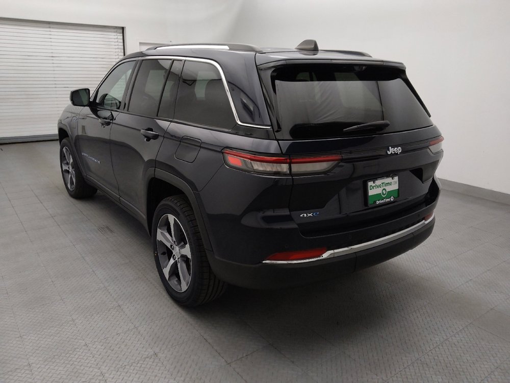 Used 2022 Jeep Grand Cherokee Limited 4xe w/ Luxury Tech Group II AWD/4WD image 5