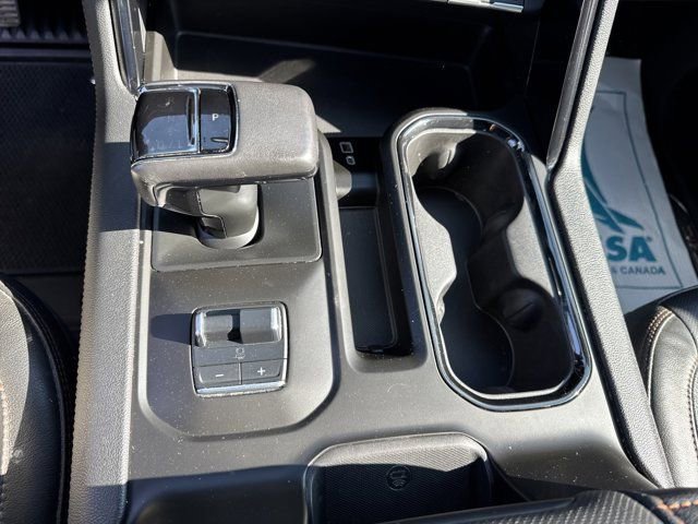 Used 2022 GMC Sierra 1500 AT4 w/ AT4 Premium Package image 17