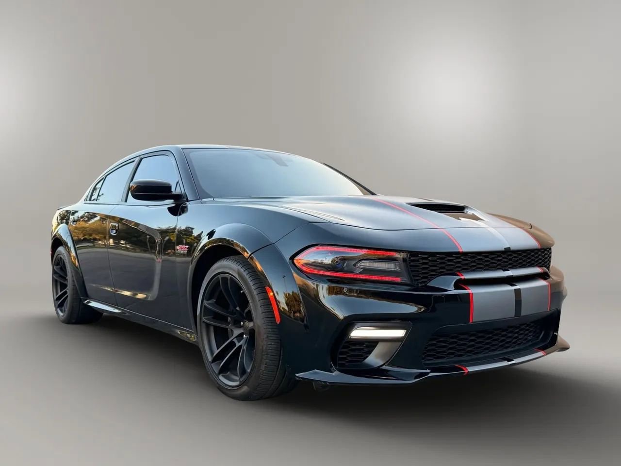 Used 2023 Dodge Charger Scat Pack RWD image 3