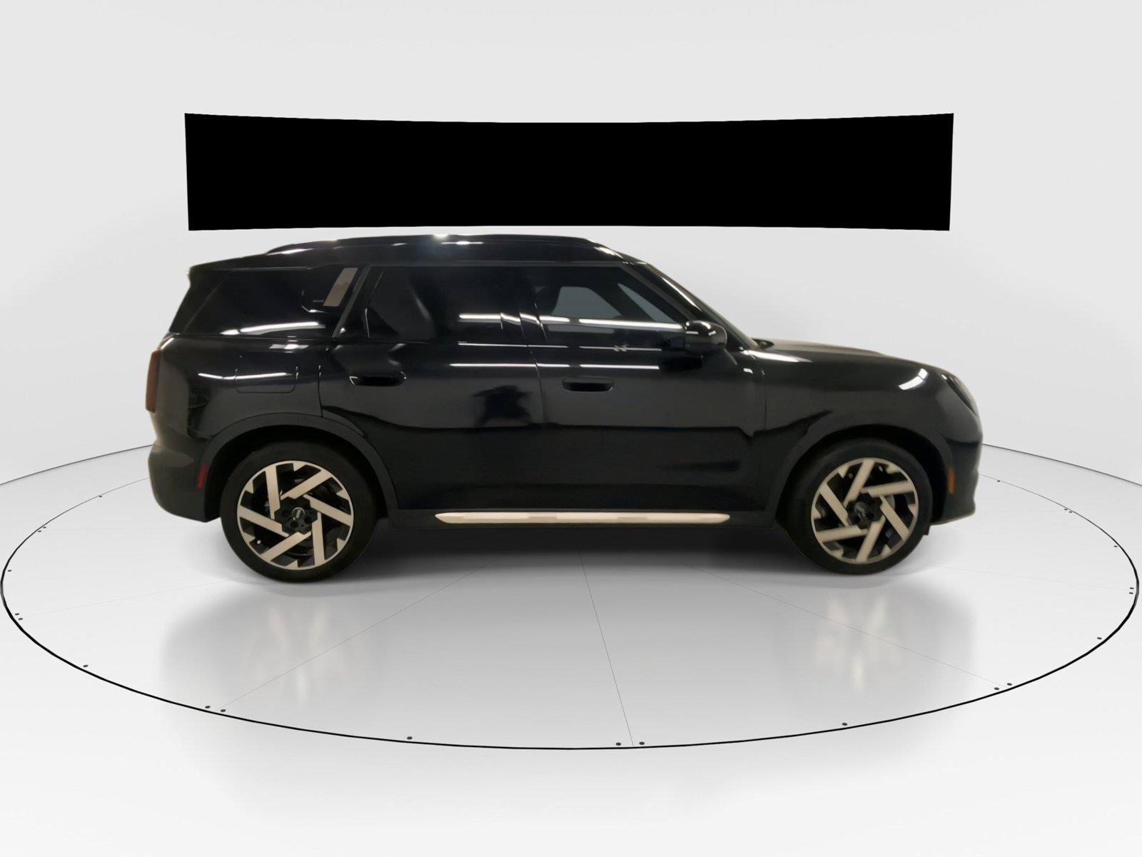 Used 2025 MINI Cooper Countryman SE w/ Comfort Package Max AWD/4WD image 11