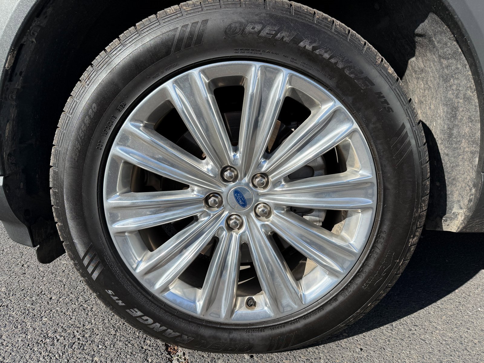 Used 2022 Ford Explorer Limited w/ Hybrid Equipment Group 310A image 18