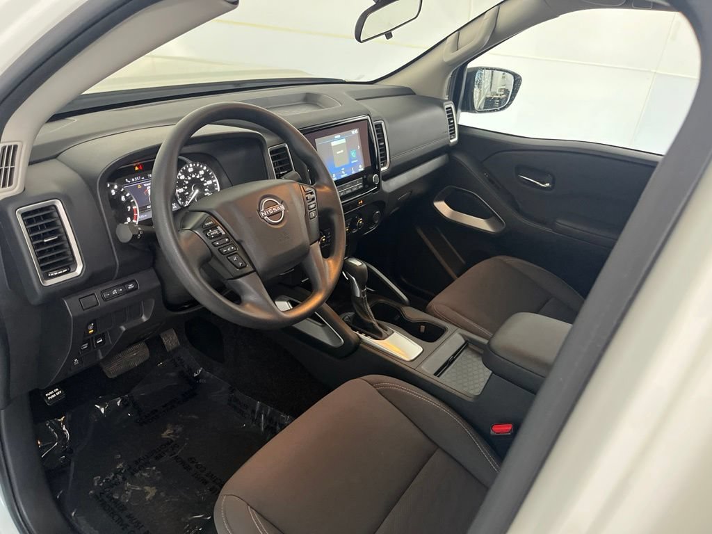 Used 2024 Nissan Frontier SV w/ Technology Package AWD/4WD image 25