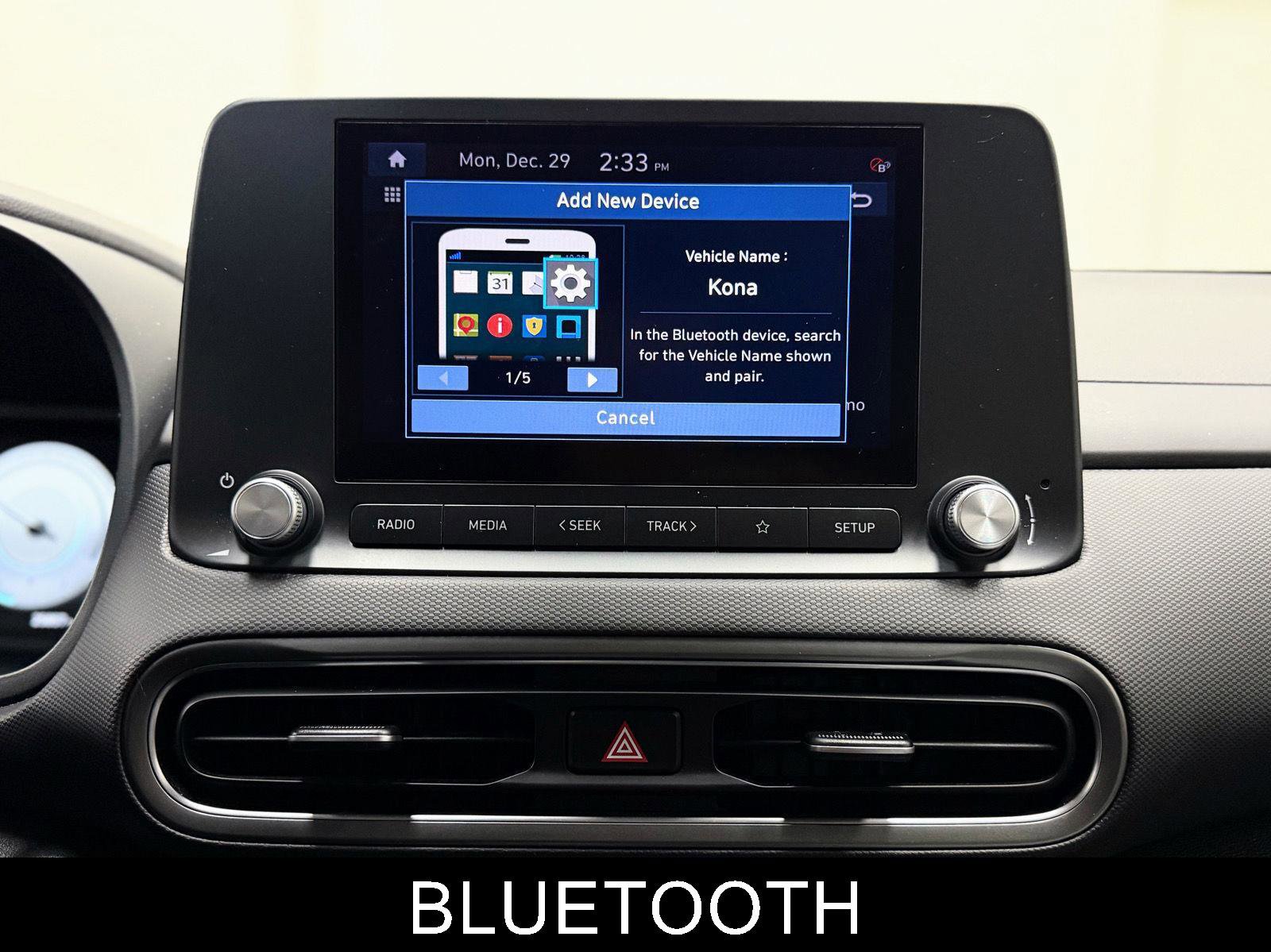 Used 2023 Hyundai Kona SE image 26