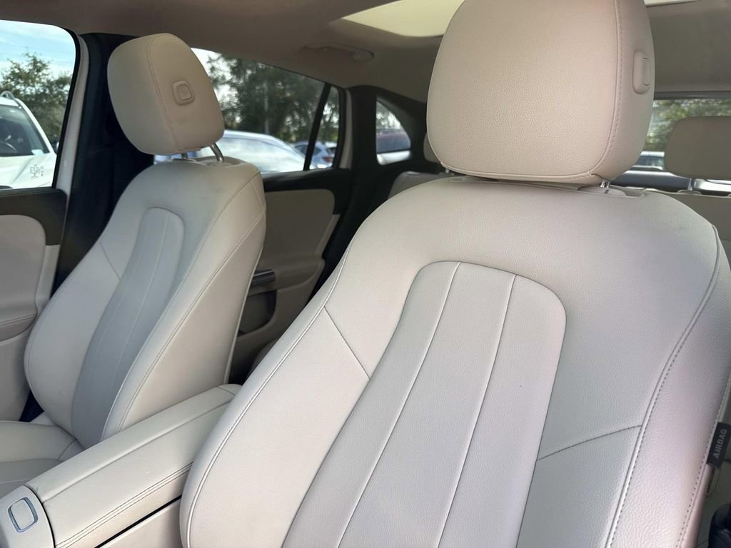 Used 2021 Mercedes-Benz GLA 250 4MATIC image 26