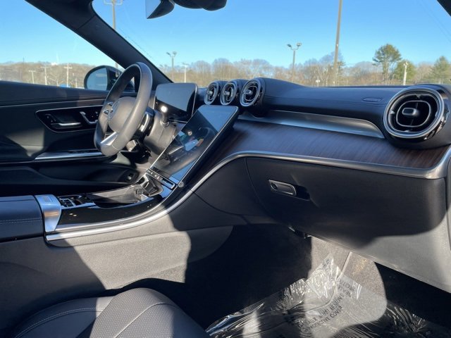 Used 2024 Mercedes-Benz CLE 450 4MATIC Cabriolet image 22