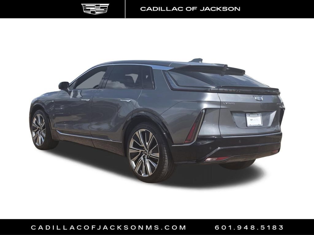 Used 2023 Cadillac Lyriq 2WD image 6