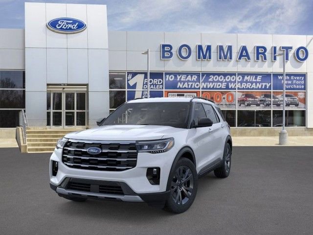New 2026 Ford Explorer Active w/ Active Comfort Package image 2