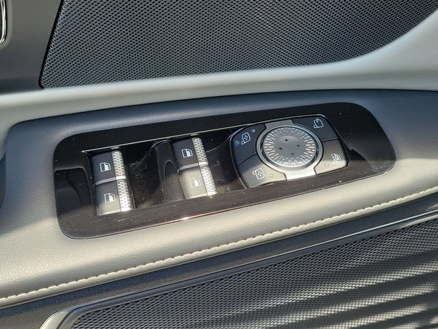 Used 2024 Lincoln Nautilus Premier AWD/4WD image 16