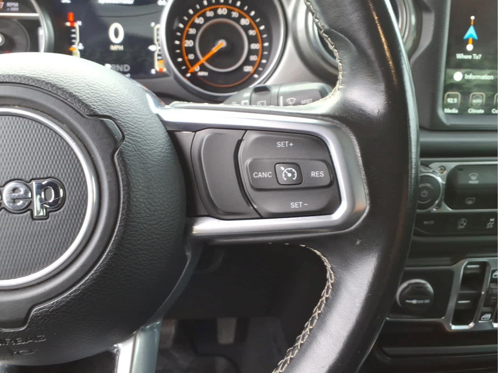 Used 2020 Jeep Wrangler Unlimited Sahara AWD/4WD image 28