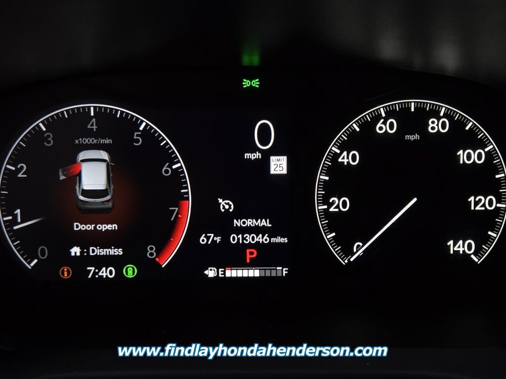 Certified 2025 Honda HR-V Sport image 31
