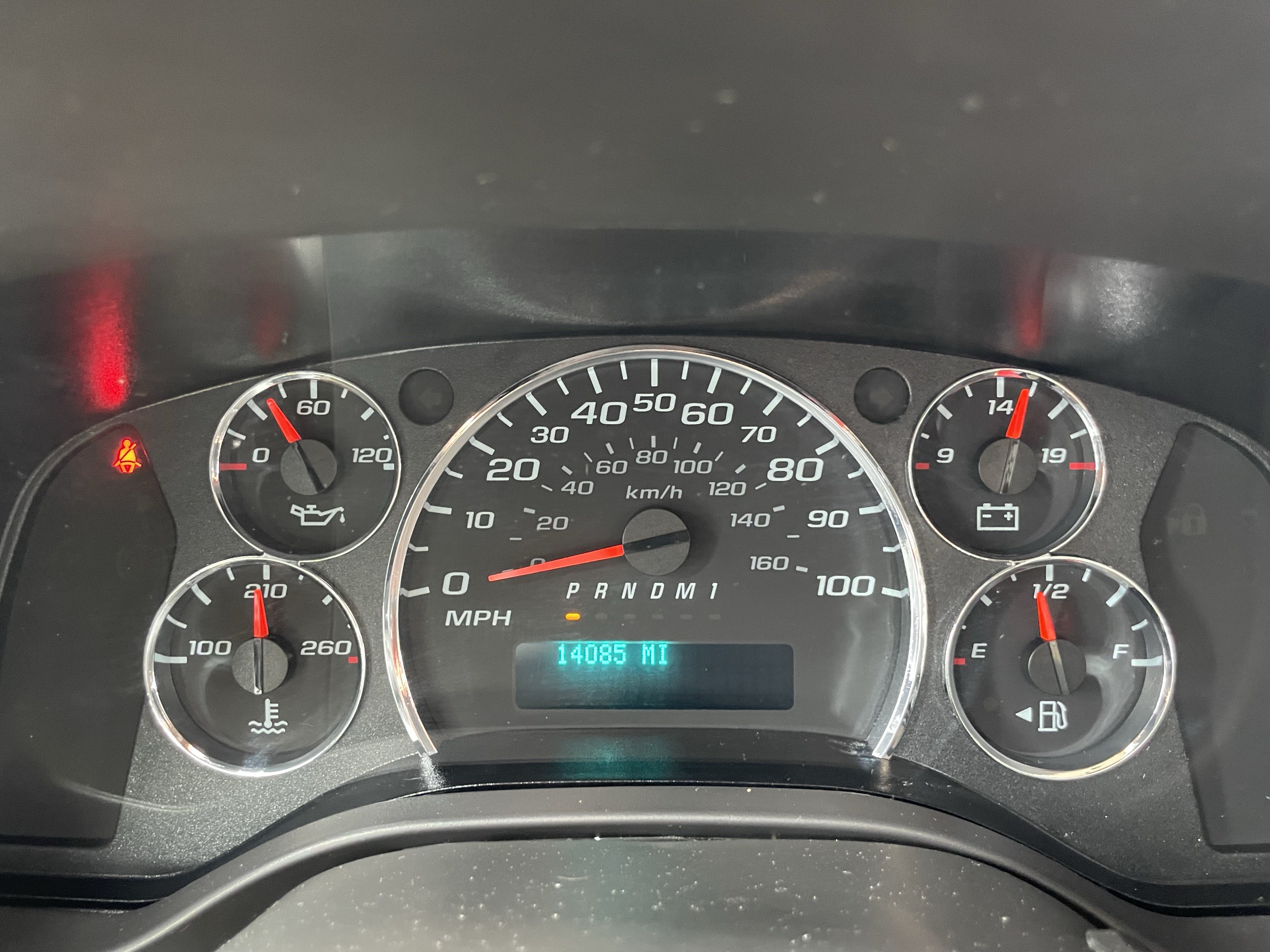 Used 2024 Chevrolet Express 2500 w/ Driver Convenience Package RWD image 22