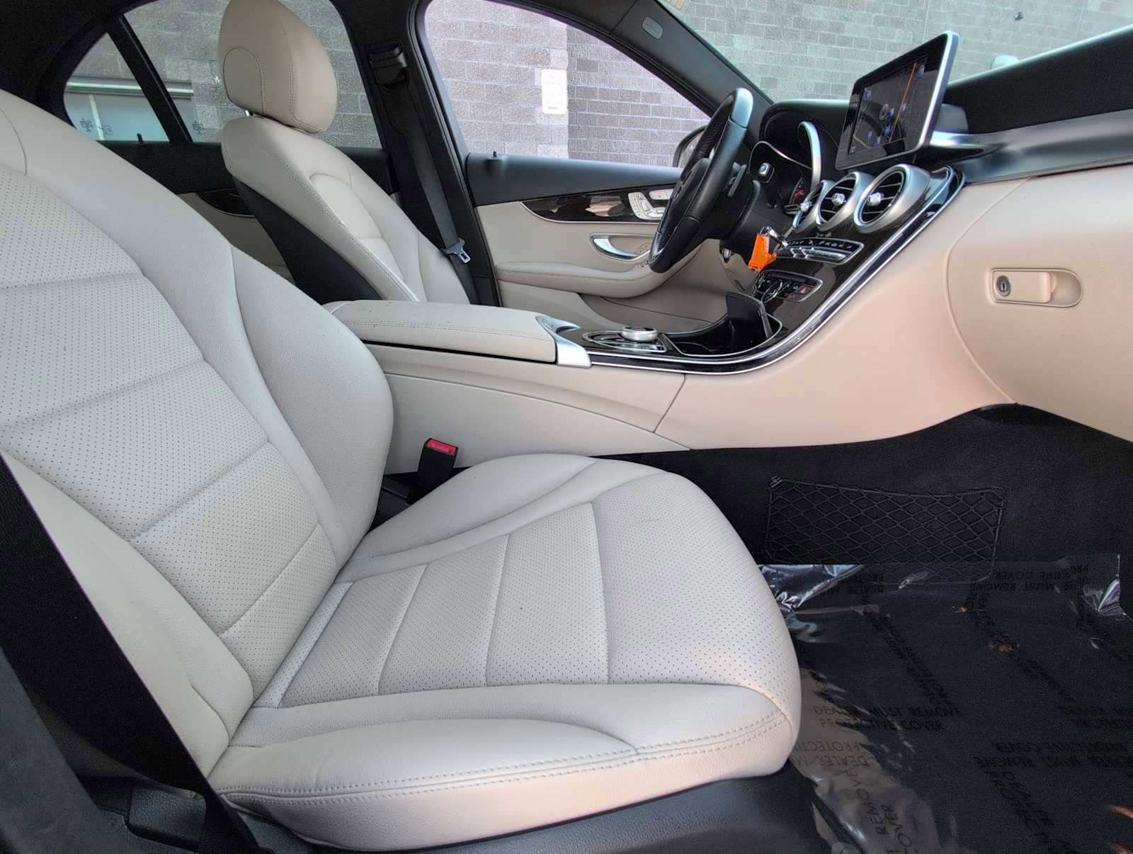 Used 2018 Mercedes-Benz C 300 4MATIC Sedan image 21