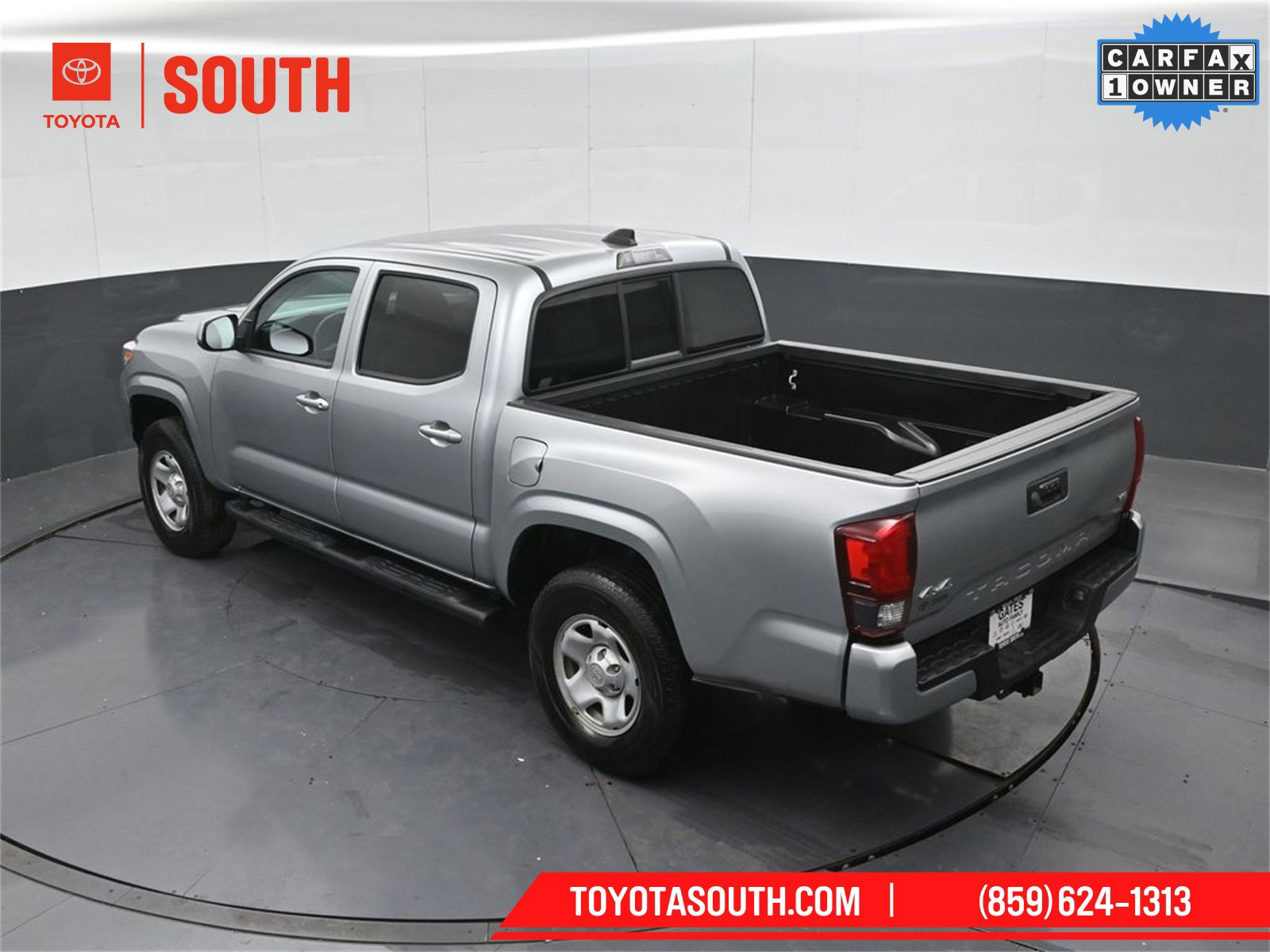 Used 2022 Toyota Tacoma SR image 45