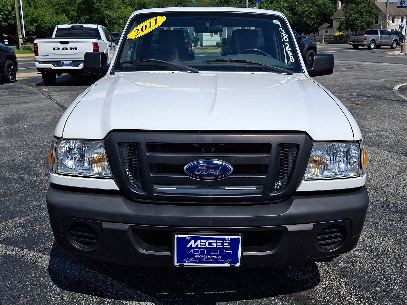 Used 2011 Ford Ranger XL RWD image 2