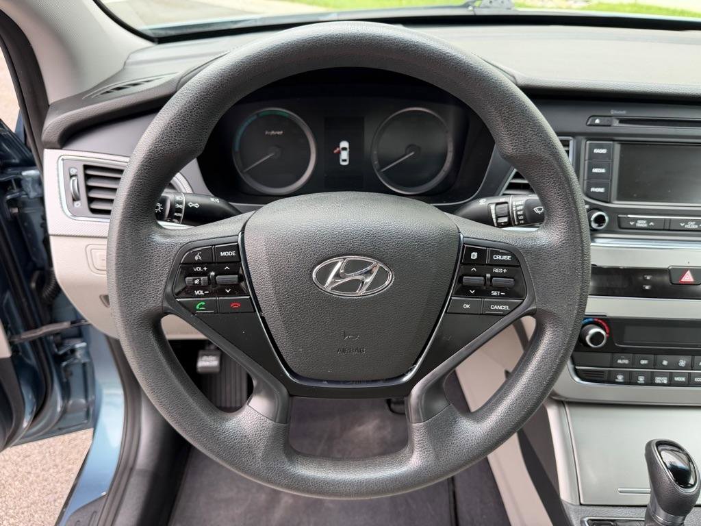 Used 2016 Hyundai Sonata SE FWD image 34