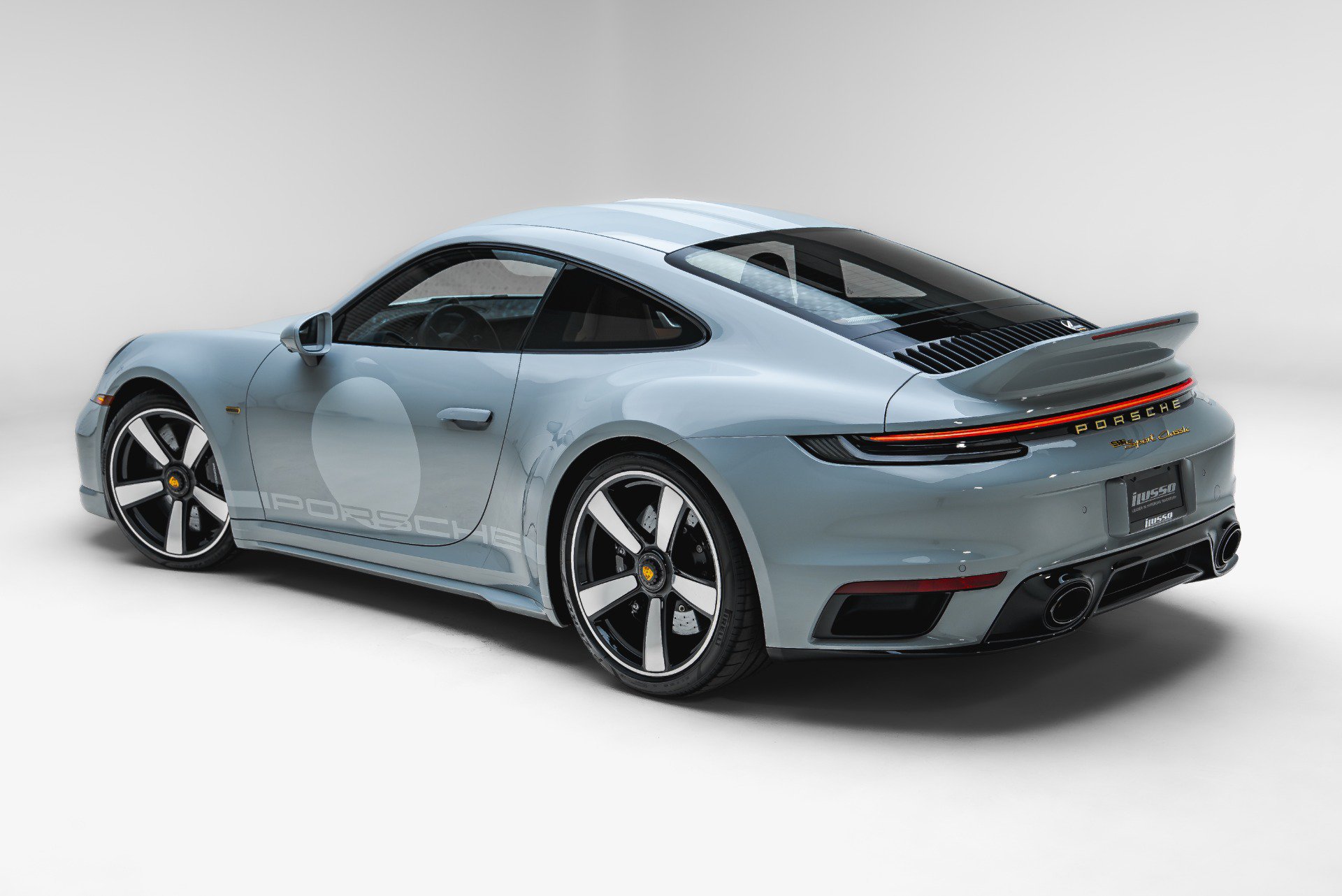 Used 2023 Porsche 911 Sport Classic RWD image 34