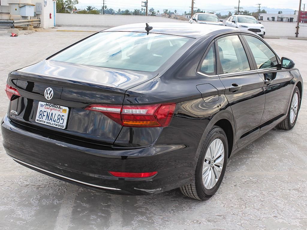 Used 2019 Volkswagen Jetta S image 6