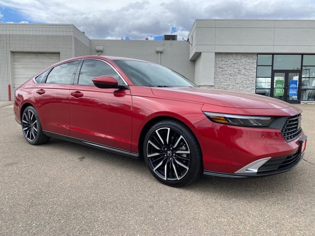 Used 2024 Honda Accord Touring image 7