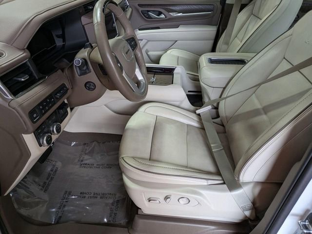 Used 2024 GMC Yukon XL Denali w/ Denali Reserve Package image 10