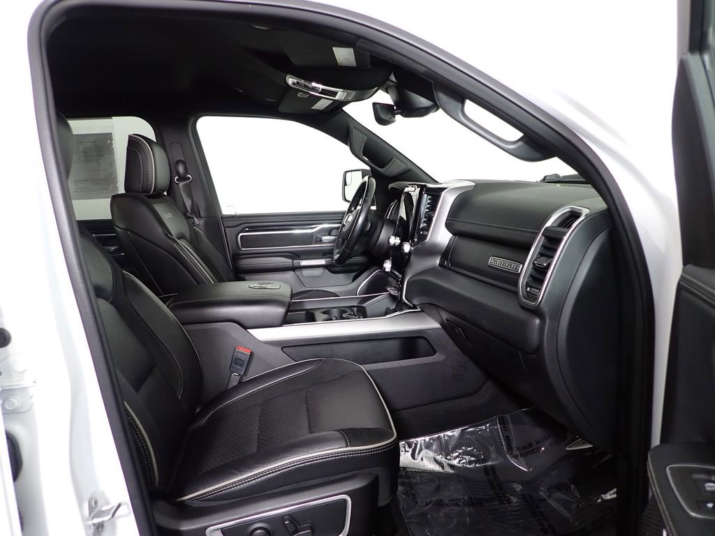 Used 2022 RAM 1500 Laramie w/ Sport Appearance Package AWD/4WD image 40