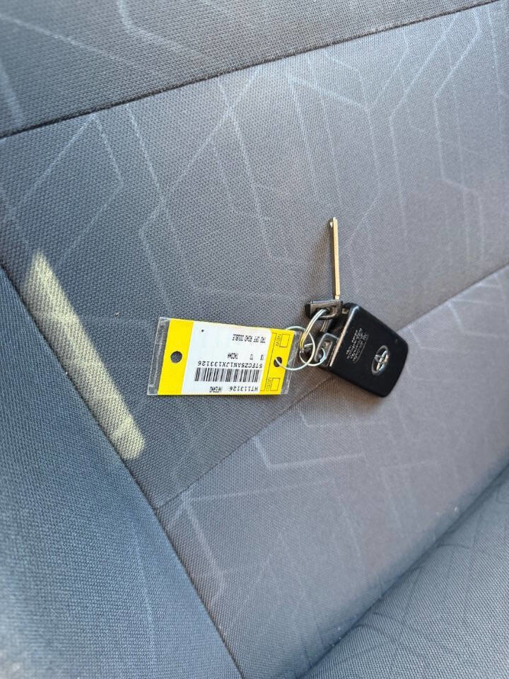 Used 2018 Toyota Tacoma TRD Off-Road image 8