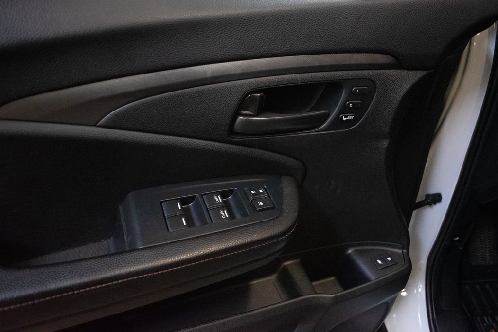 Used 2022 Honda Pilot TrailSport image 21