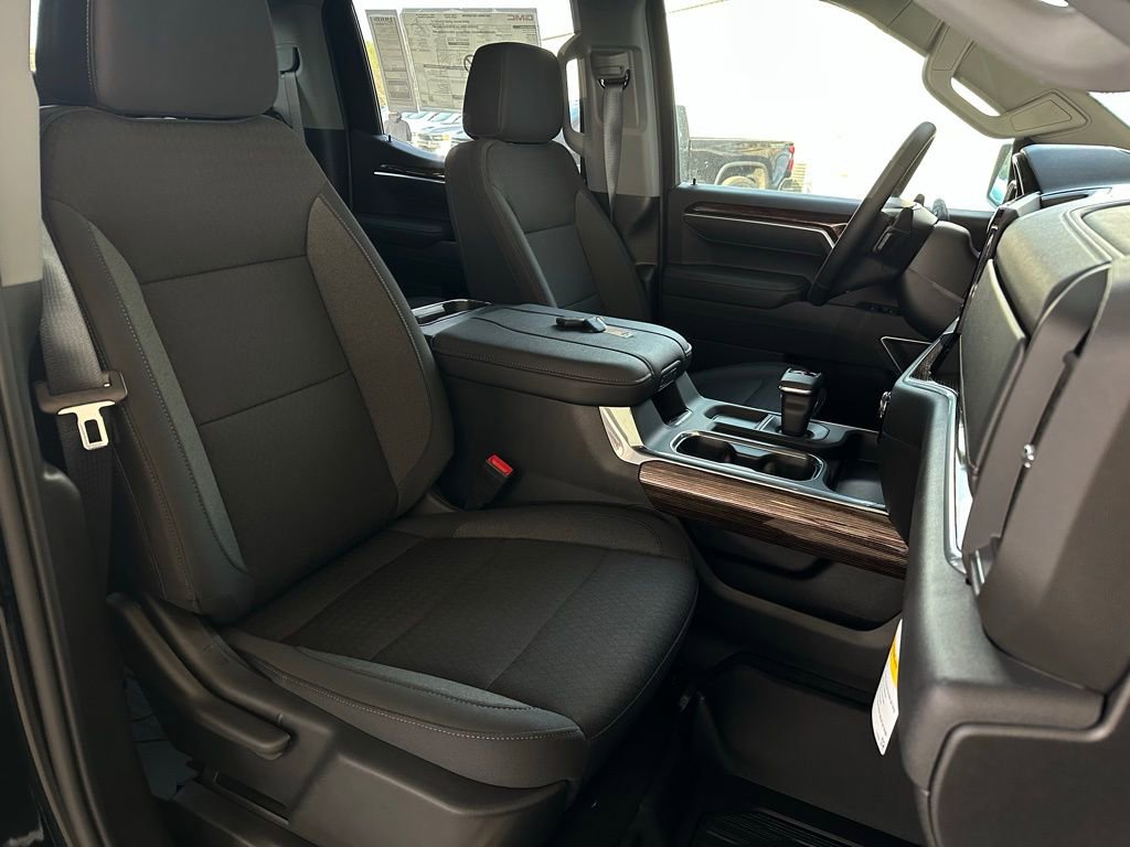 New 2026 GMC Sierra 1500 Elevation image 15
