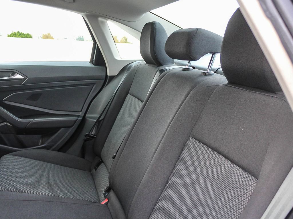 Used 2019 Volkswagen Jetta S image 17