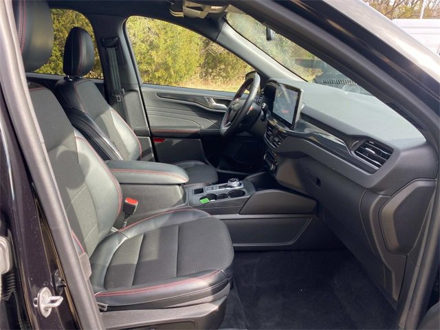 Used 2023 Ford Escape ST-Line Elite image 36