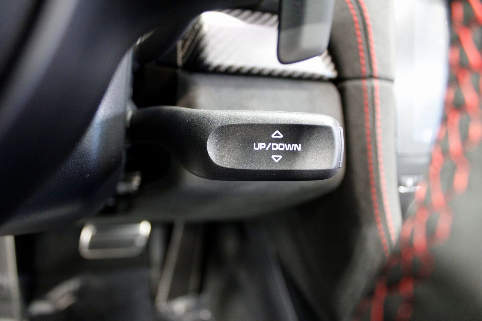 Certified 2025 Porsche 718 Boxster Spyder RS image 28