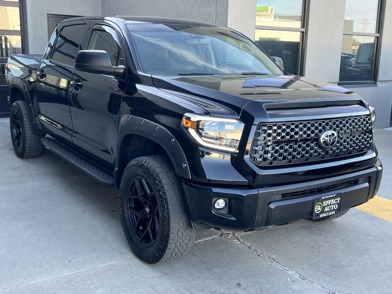 Used 2020 Toyota Tundra SR5 AWD/4WD image 7