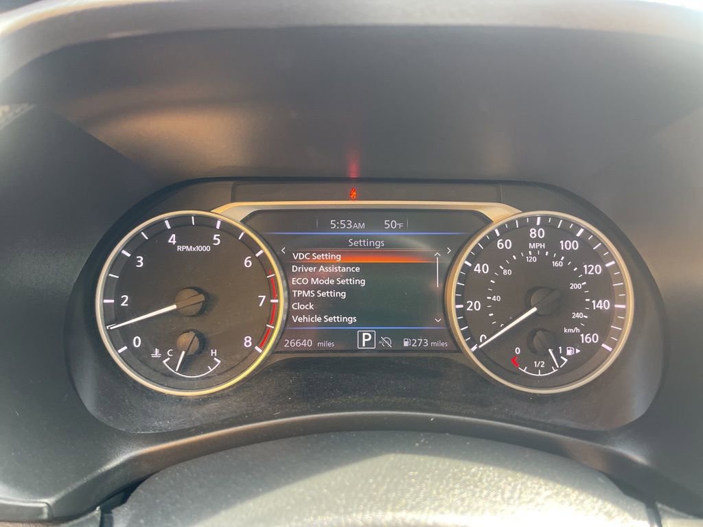 Used 2025 Nissan Sentra SV FWD image 11
