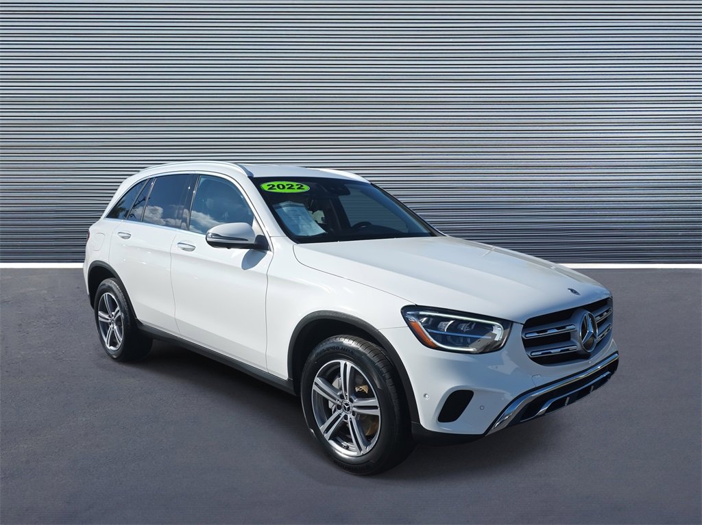 Used 2022 Mercedes-Benz GLC 300 image 2