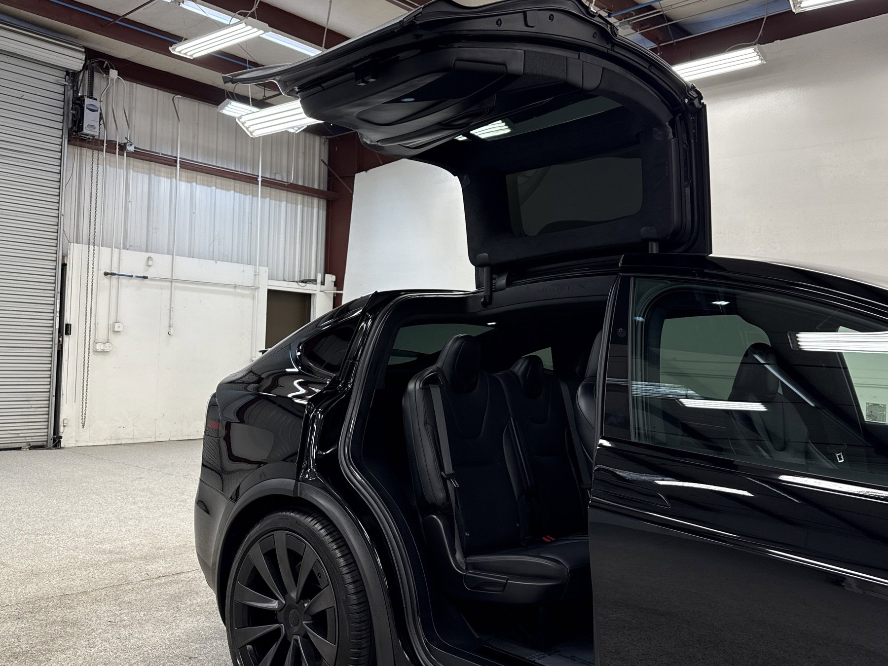 Used 2023 Tesla Model X image 25