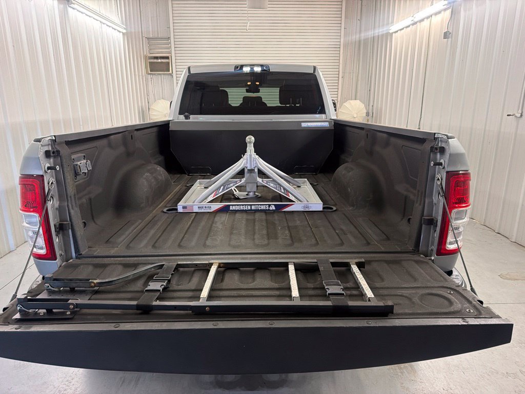 Used 2022 RAM 3500 Tradesman AWD/4WD image 14