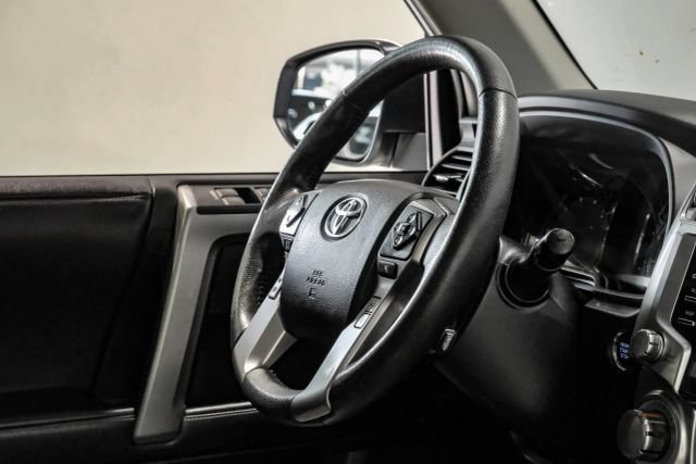 Used 2021 Toyota 4Runner SR5 Premium AWD/4WD image 23