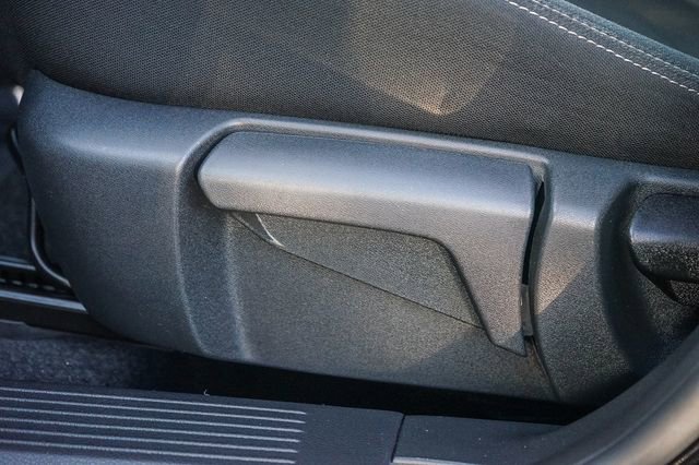 Used 2025 Nissan Rogue S image 22