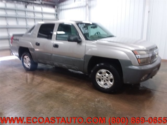 Used 2002 Chevrolet Avalanche 4x4 w/ Off-Road Suspension Pkg image 1