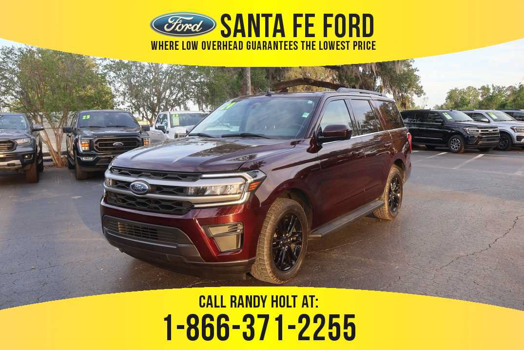 Used 2024 Ford Expedition XLT RWD image 1