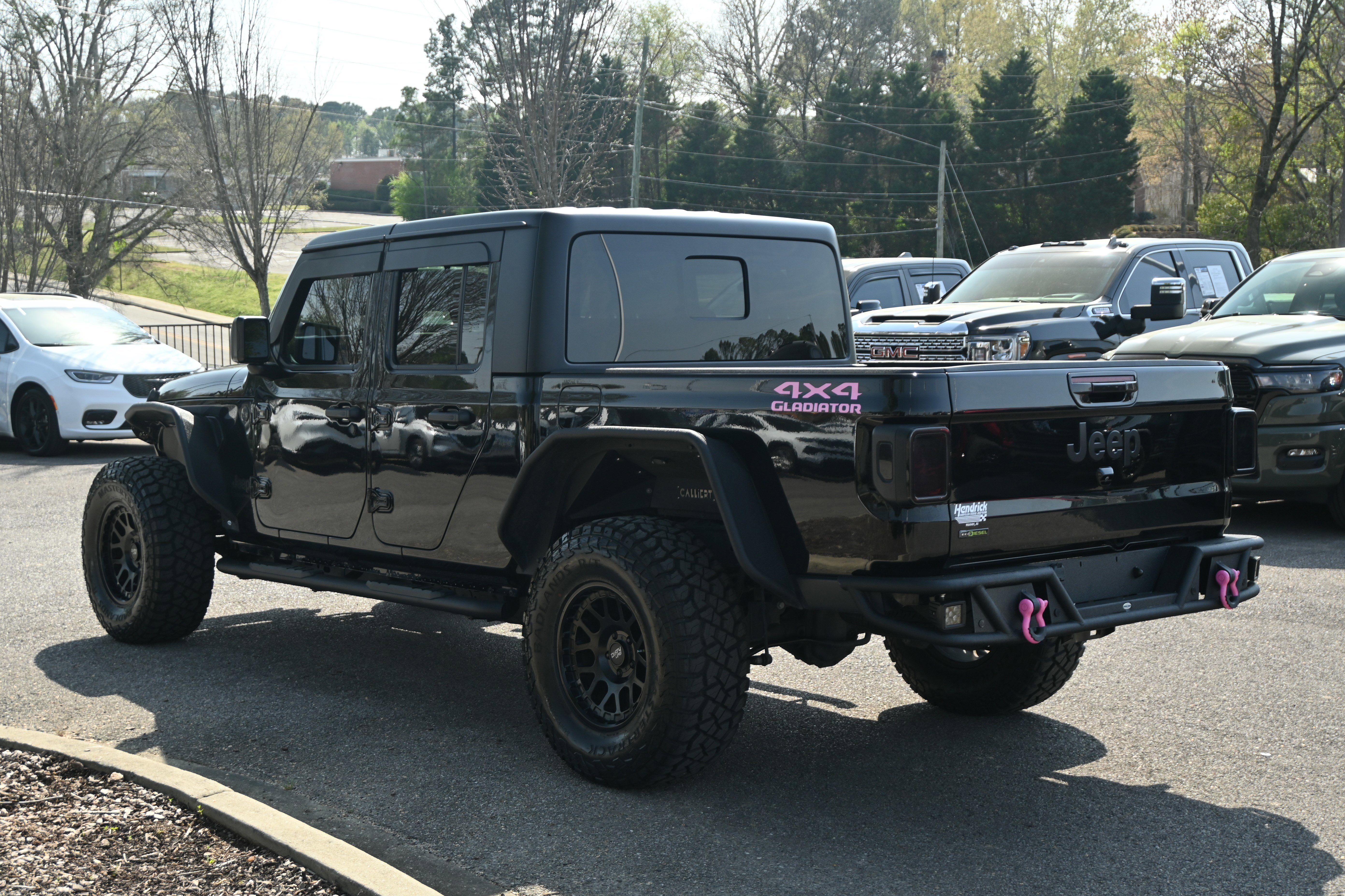 Used 2023 Jeep Gladiator Sport image 11