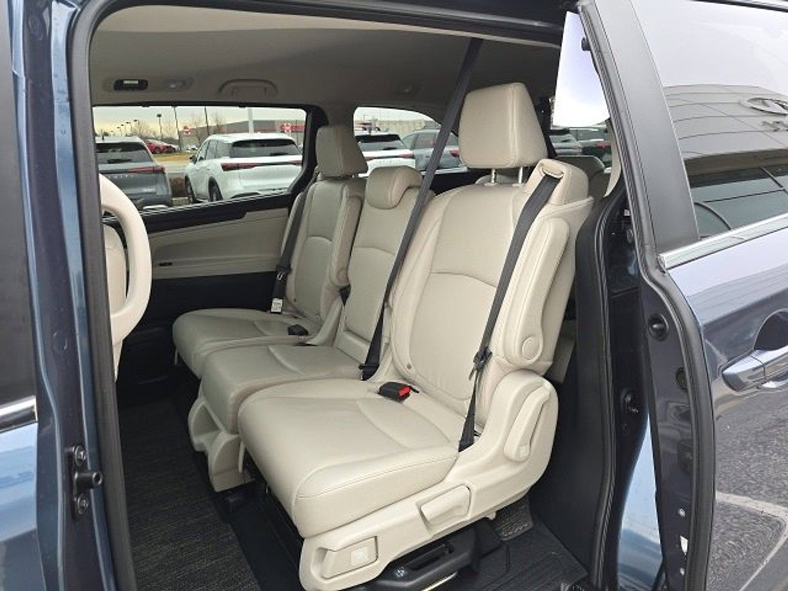Used 2025 Honda Odyssey EX-L image 16