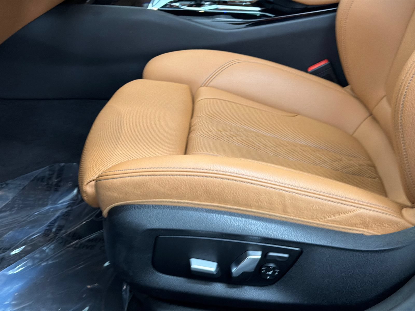 Used 2023 BMW 530i xDrive w/ Premium Package AWD/4WD image 14