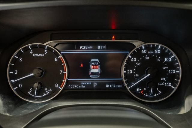 Used 2025 Nissan Rogue SV FWD image 13