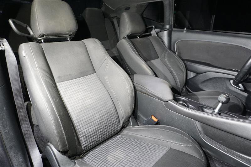 Used 2018 Dodge Challenger R/T w/ Blacktop Package image 27