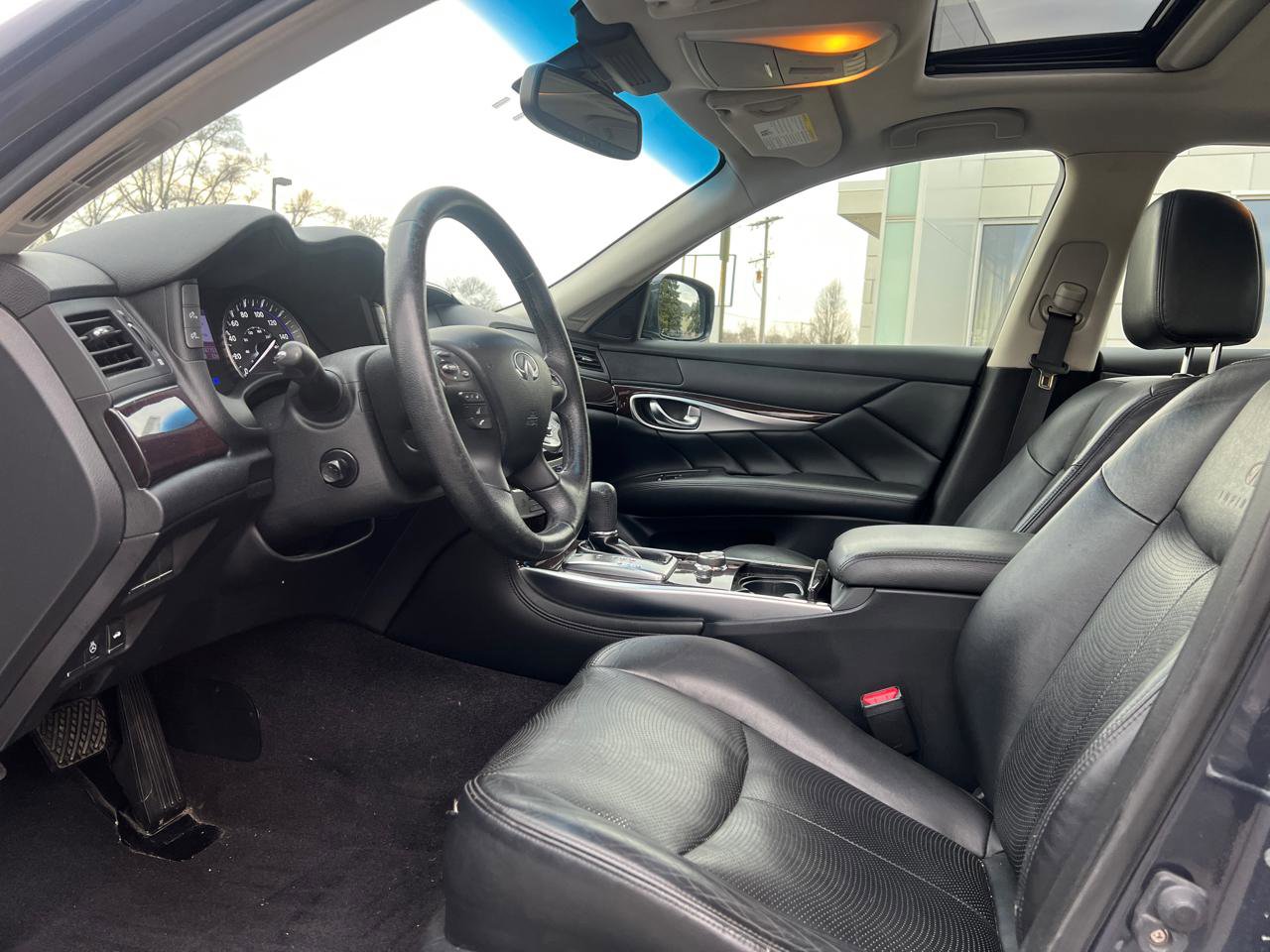 Used 2011 INFINITI M37 x w/ Premium Pkg AWD/4WD image 15