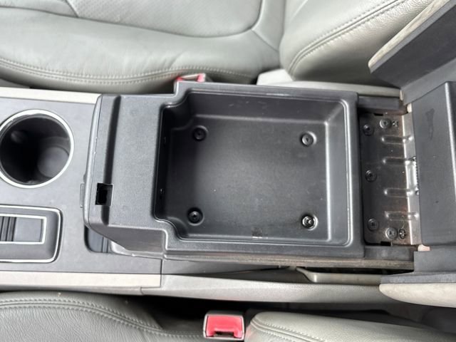 Used 2011 Chevrolet Traverse LT w/ Personal Connectivity Package image 21